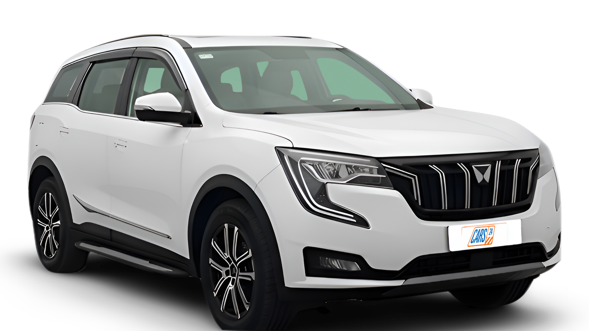 2021 Mahindra XUV700 - SUV - Petrol - Automatic - ₹14.45 lakh